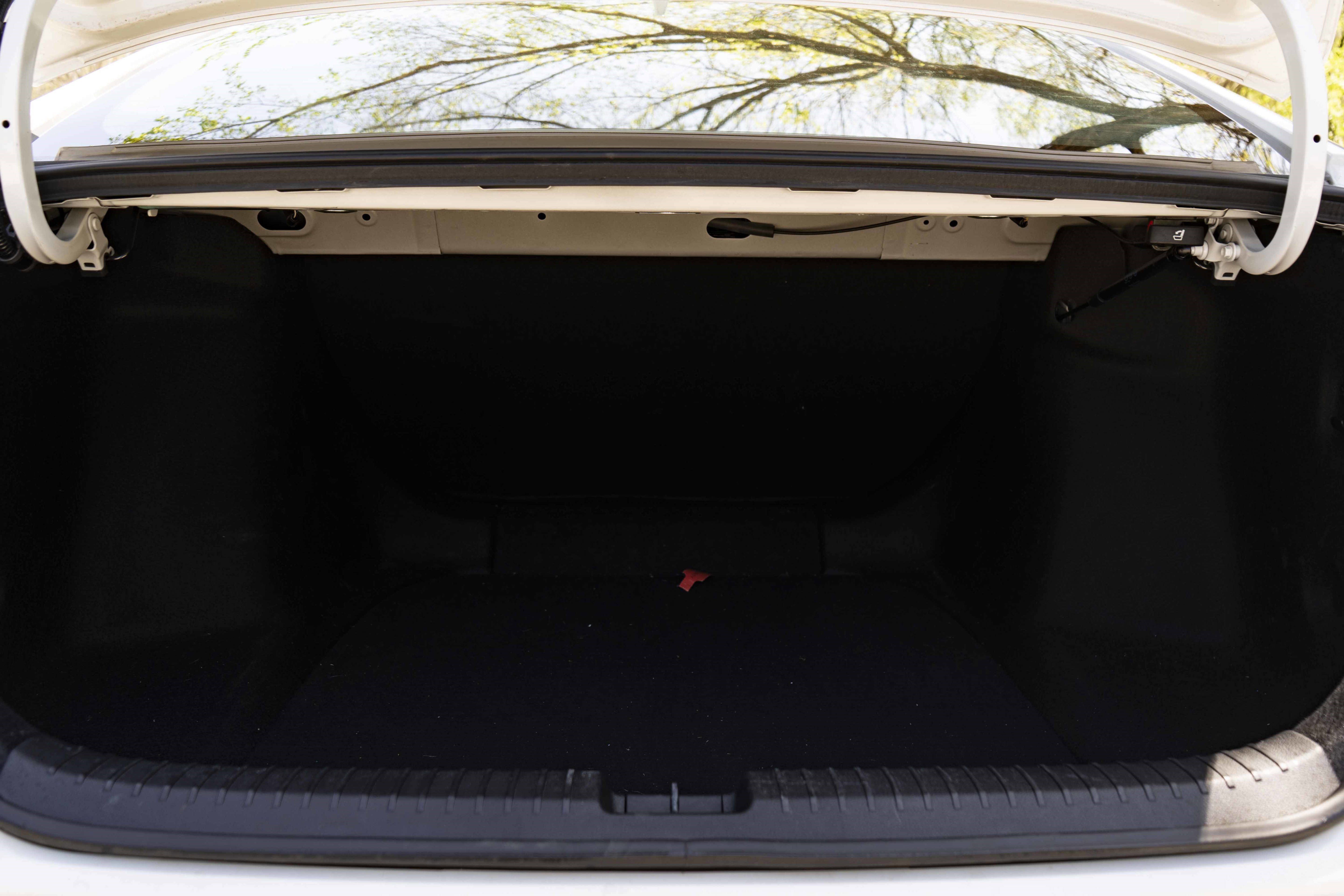 Certified 2023 Honda Accord LX image 37