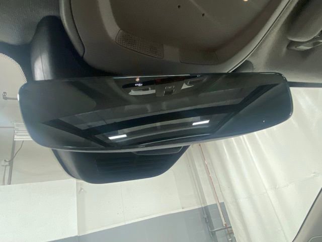 Certified 2025 Volvo XC40 B5 Core image 29