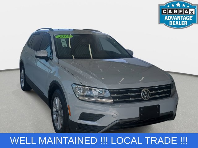 Used 2019 Volkswagen Tiguan S w/ 3rd Row Seat Package AWD/4WD image 3