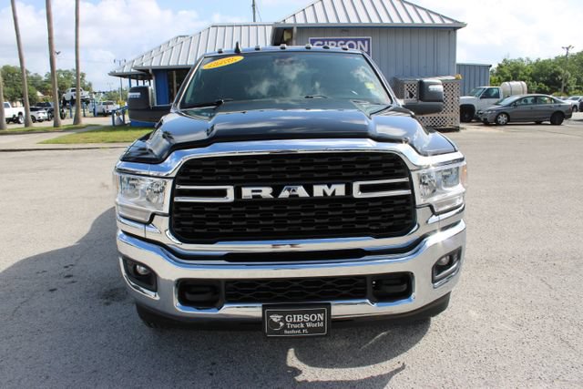 Used 2024 RAM 3500 Big Horn AWD/4WD image 2