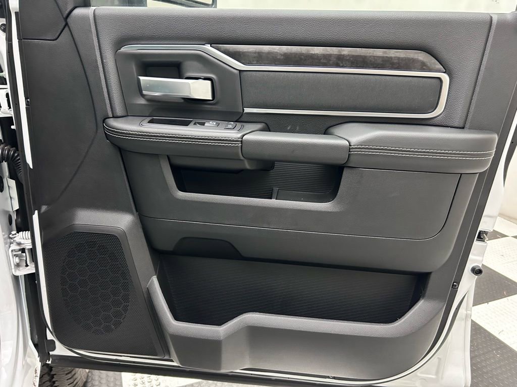 New 2024 RAM 2500 Big Horn w/ Night Edition image 16