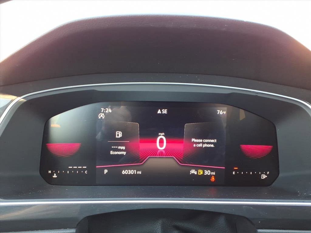 Used 2023 Volkswagen Tiguan SE R-Line image 25