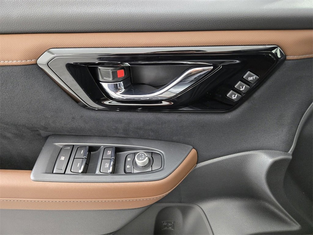 New 2025 Subaru Forester Touring image 12