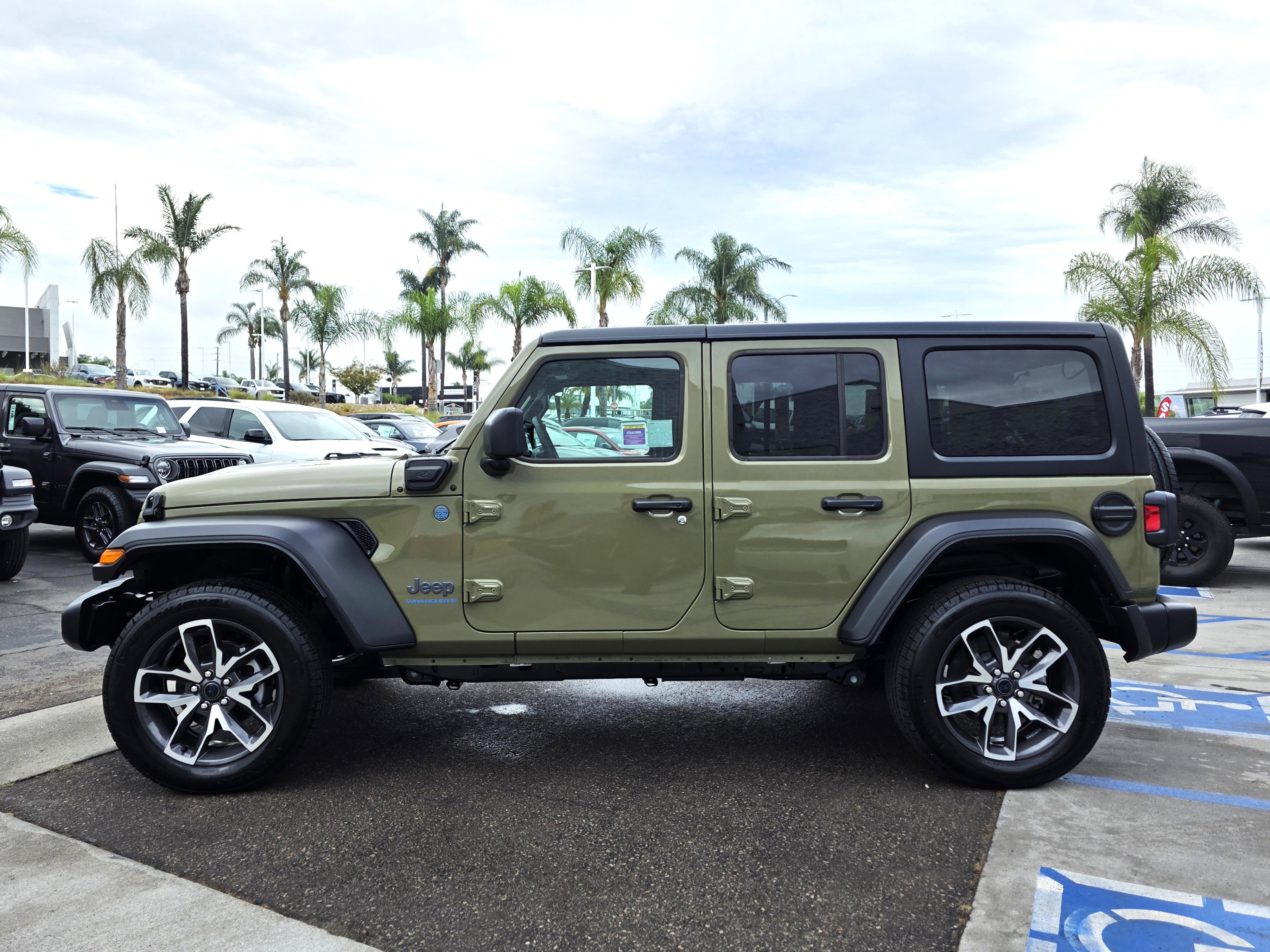 New 2025 Jeep Wrangler Sport S w/ Convenience Group image 2