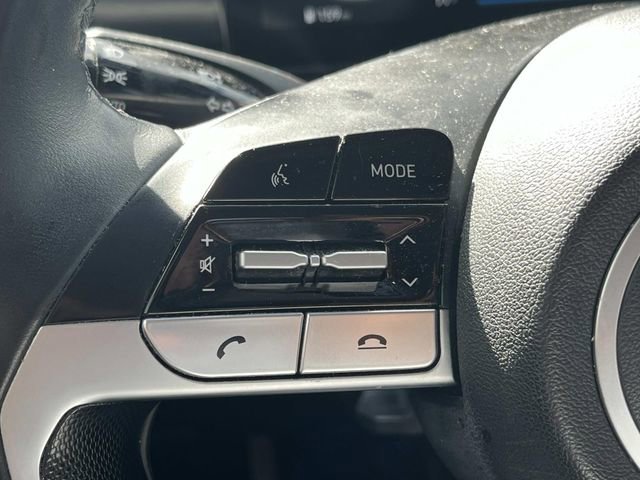 Certified 2021 Hyundai Elantra Limited image 27