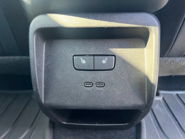 Certified 2024 Chevrolet Equinox EV LT FWD image 16