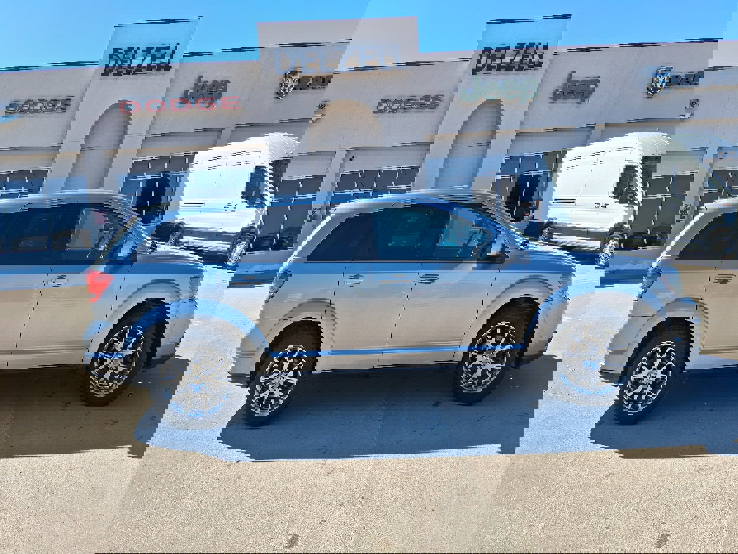 Used 2019 Dodge Journey GT image 1