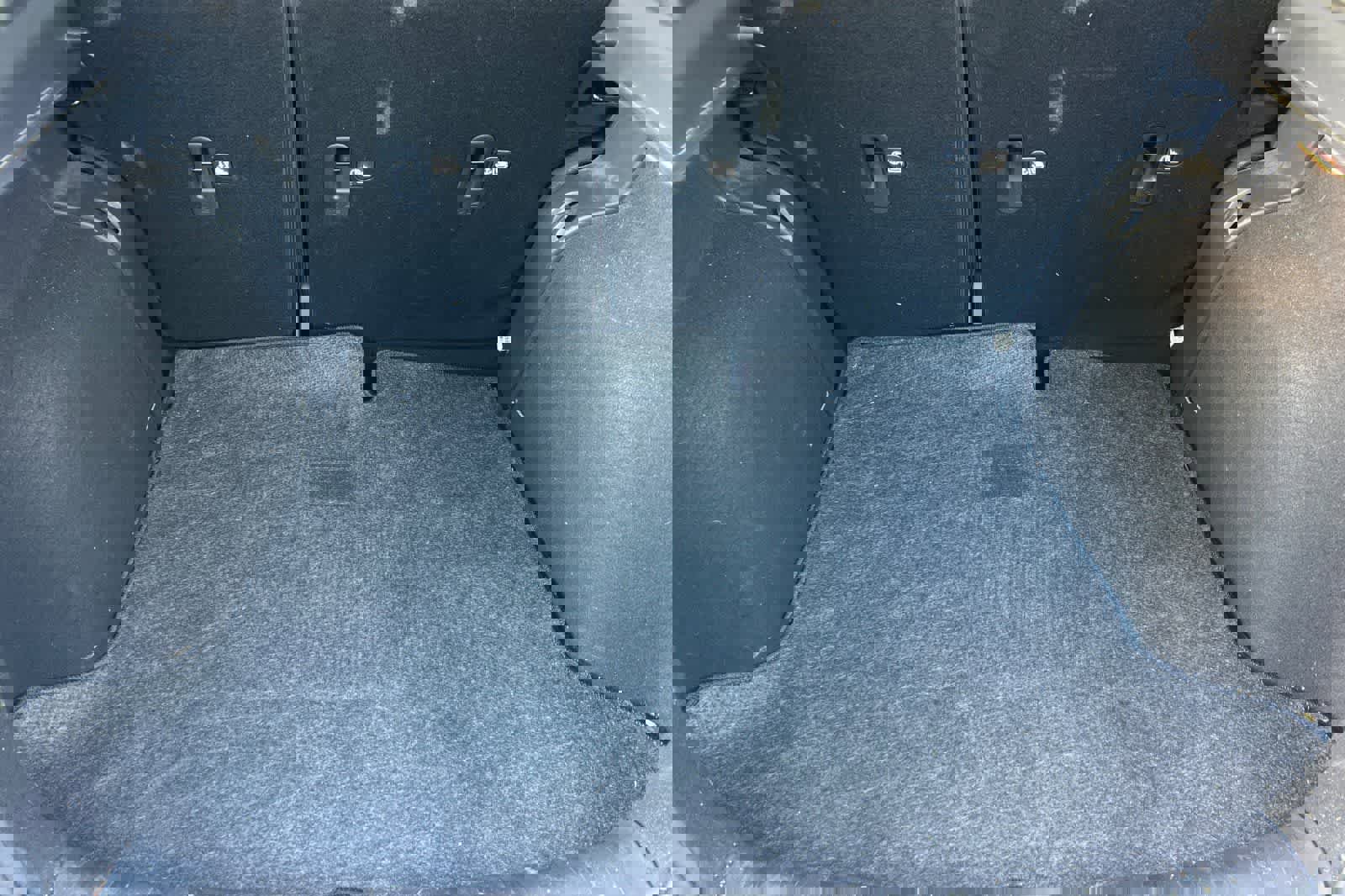 Used 2024 Nissan Kicks SR image 17