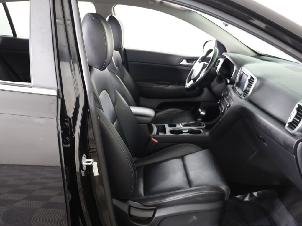 Used 2017 Kia Sportage EX FWD image 28