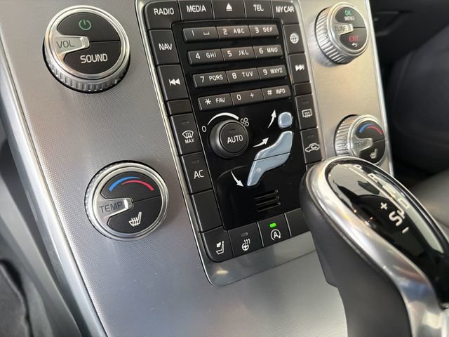 Used 2018 Volvo S60 T5 Dynamic w/ Protection Package image 29