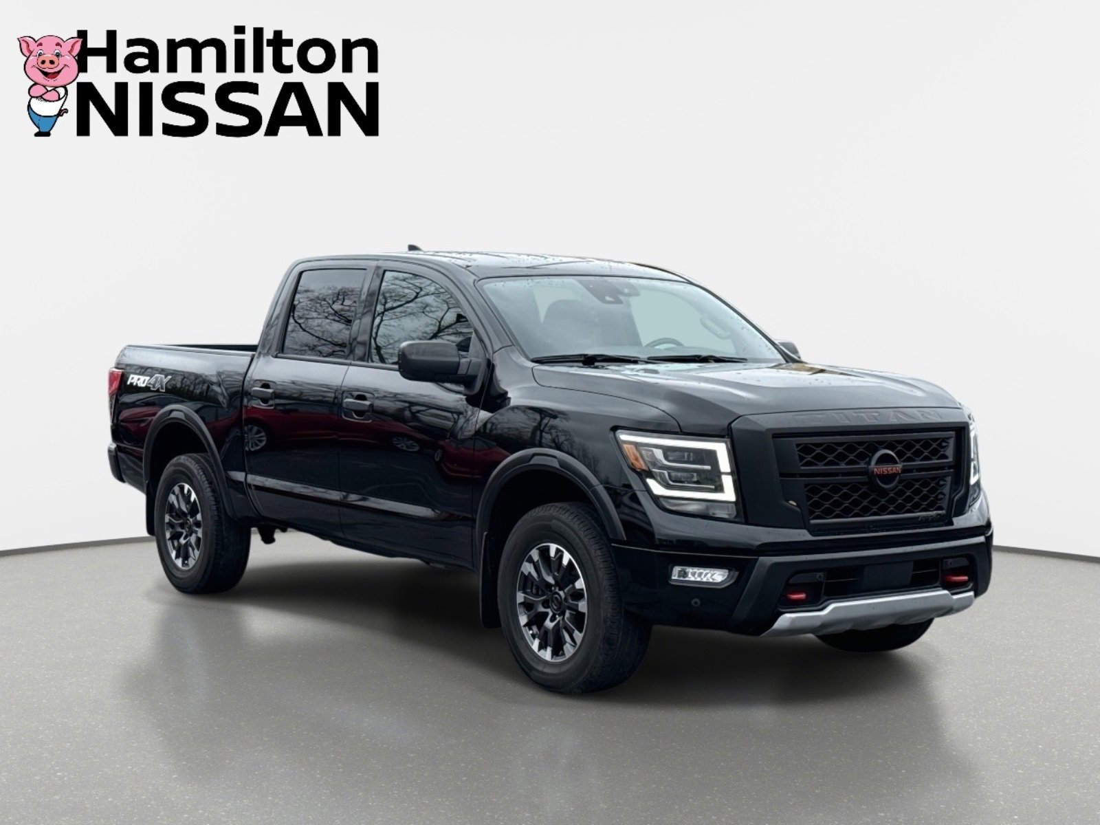 Used 2022 Nissan Titan PRO-4X w/ Pro-4x Utility Package image 1