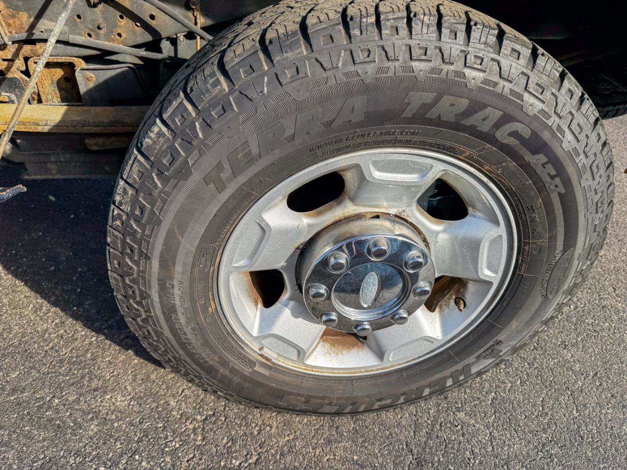 Used 2011 Ford F250 XLT w/ XLT Interior Pkg AWD/4WD image 15