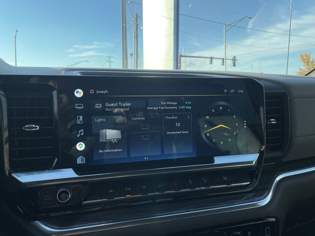 Used 2022 Chevrolet Silverado 1500 LTZ w/ LTZ Premium Package image 16