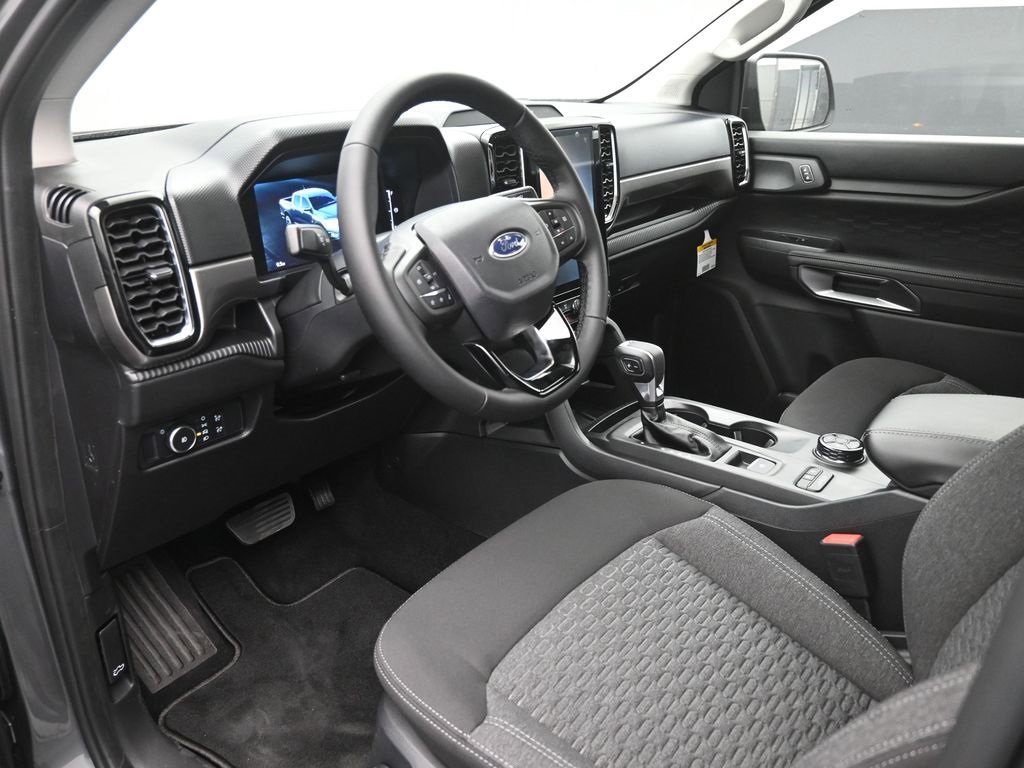 Used 2025 Ford Ranger XLT w/ FX4 Off-Road Package image 19