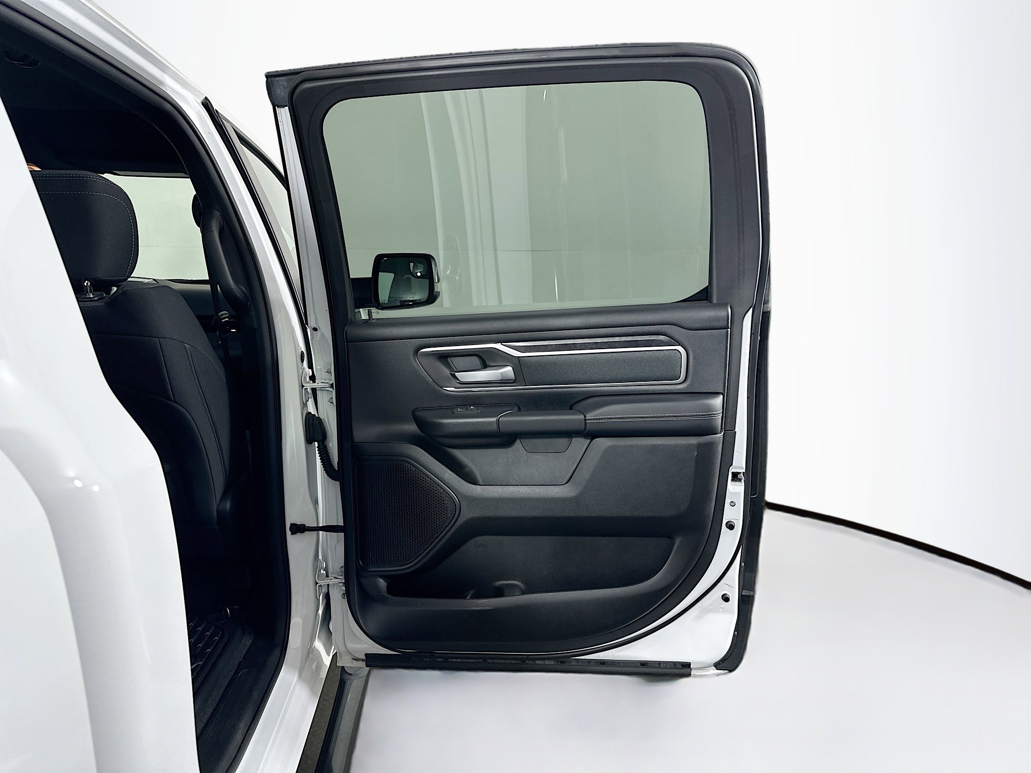 Used 2022 RAM 1500 Big Horn AWD/4WD image 29