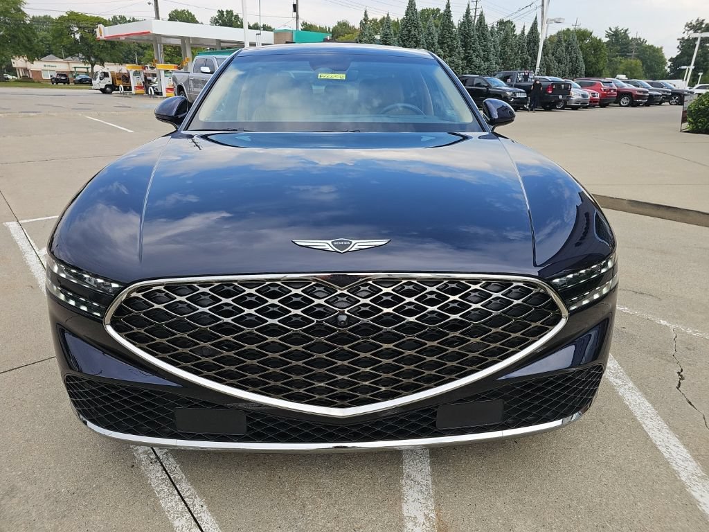 Used 2024 Genesis G90 3.5T AWD/4WD image 7