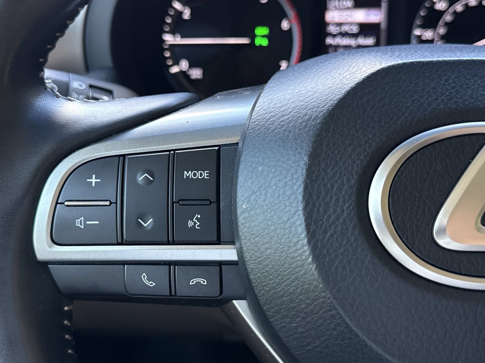 Used 2023 Lexus GX 460 Premium w/ Accessory Package AWD/4WD image 25
