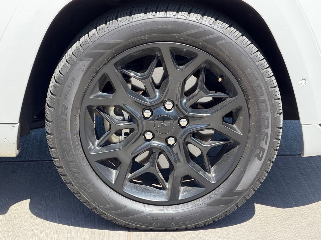 Used 2021 Jeep Grand Cherokee Limited X RWD image 13