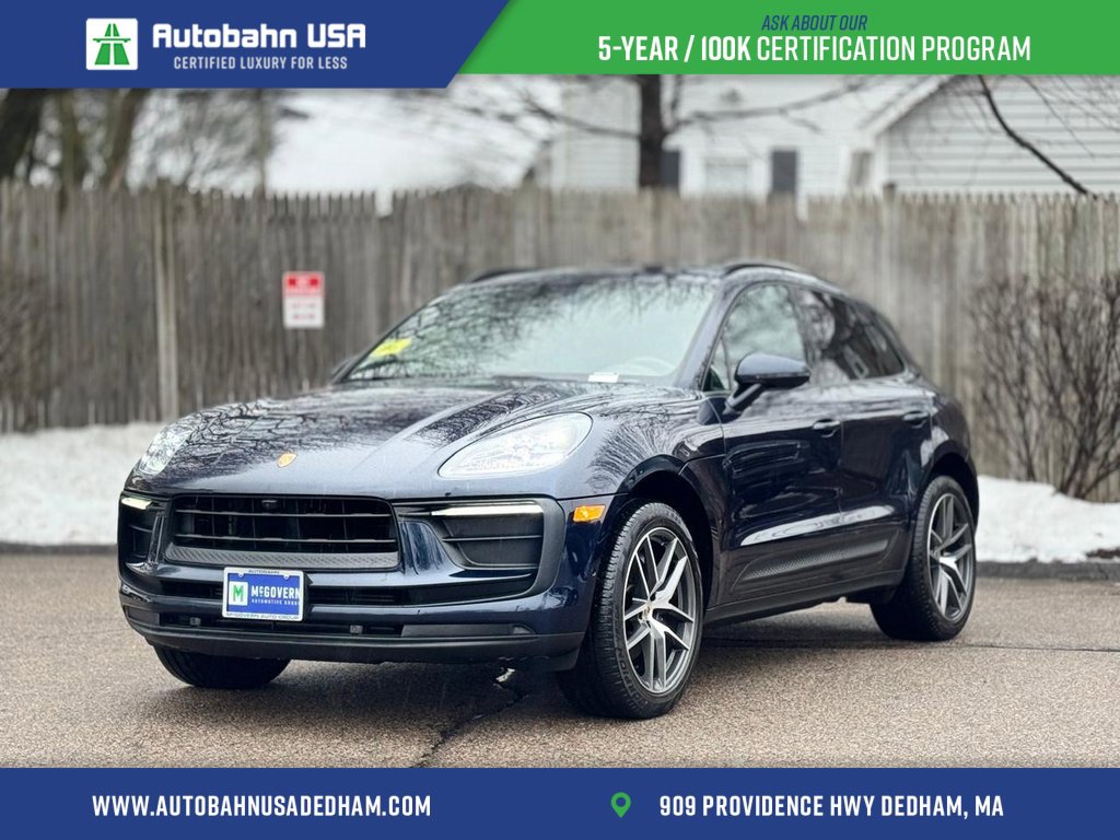 Used 2022 Porsche Macan w/ Premium Package Plus image 1