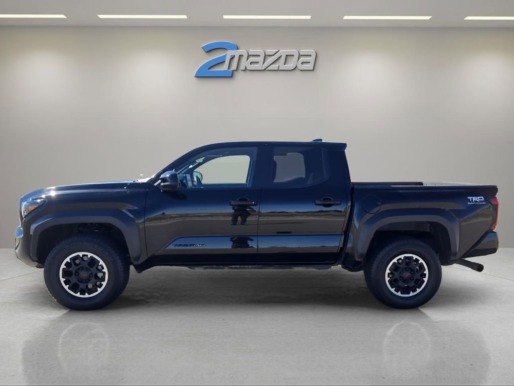 Used 2024 Toyota Tacoma TRD Off-Road image 2