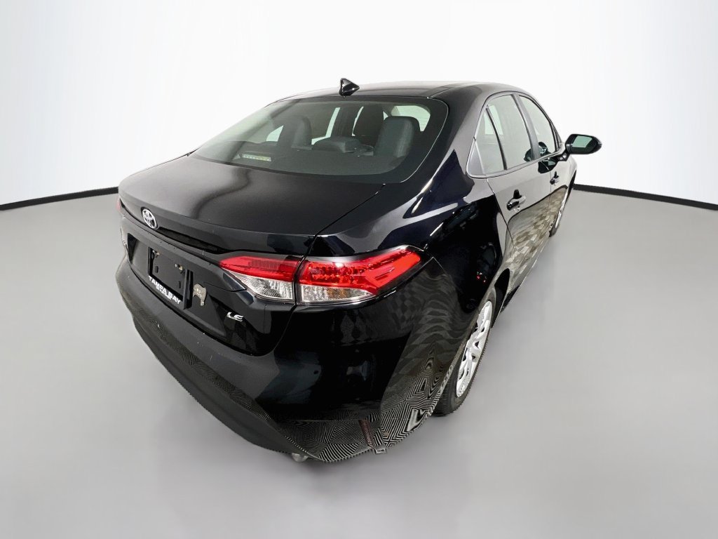 Used 2024 Toyota Corolla LE FWD image 3