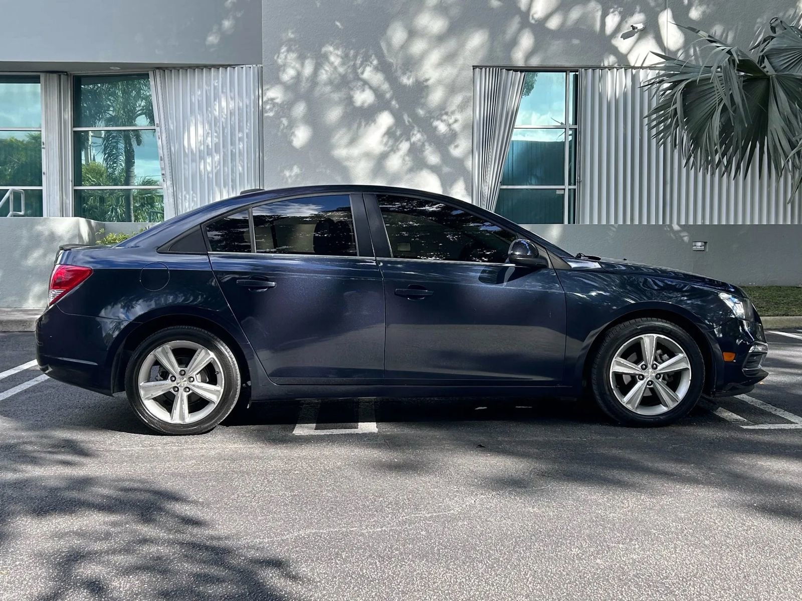 Used 2016 Chevrolet Cruze LT image 8