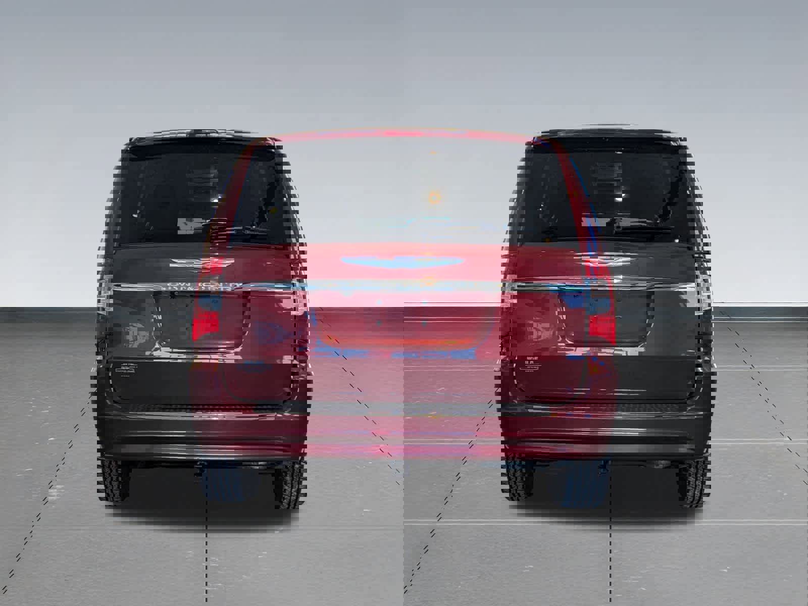 Used 2012 Chrysler Town & Country Touring w/ Entertainment Group #1 image 5