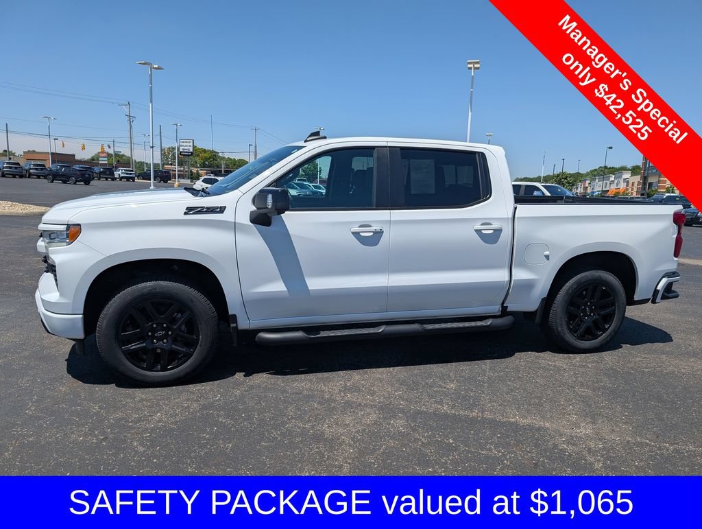 Used 2024 Chevrolet Silverado 1500 RST w/ Convenience Package II AWD/4WD image 5