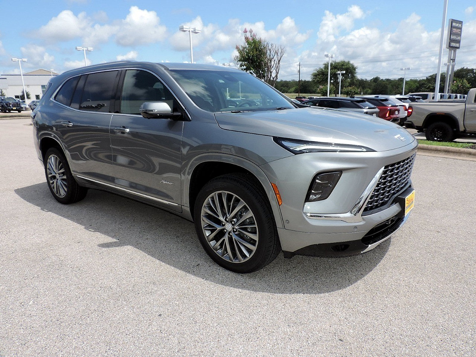 New 2026 Buick Enclave Avenir w/ Super Cruise Package FWD image 3