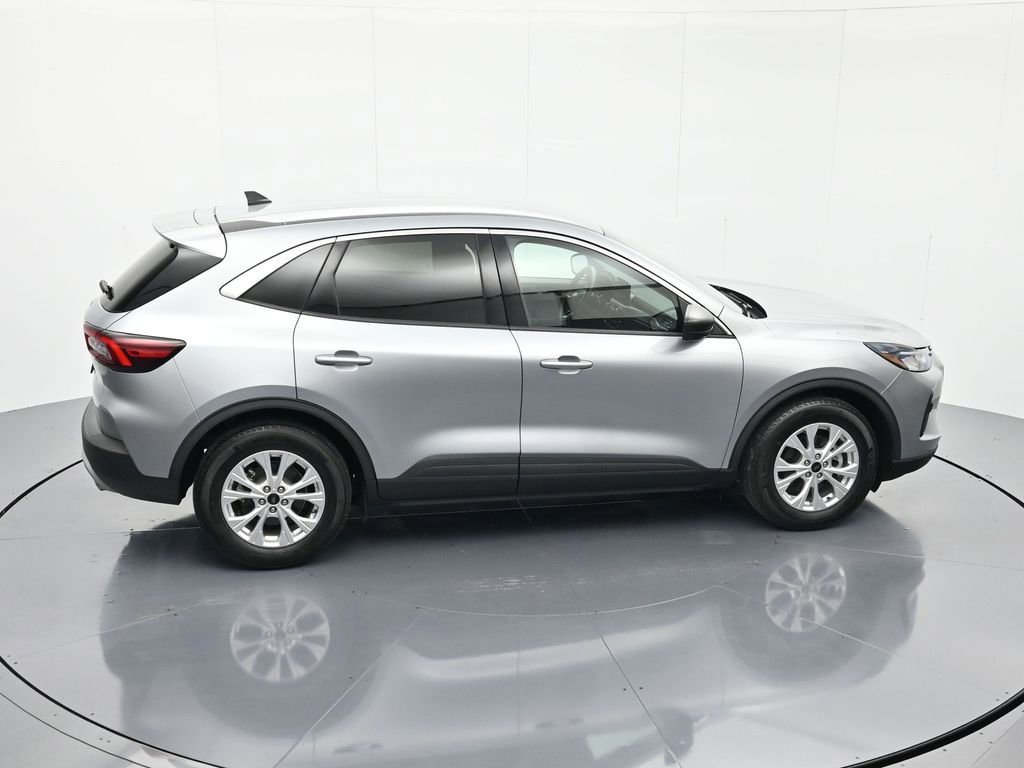 Used 2024 Ford Escape Active image 31