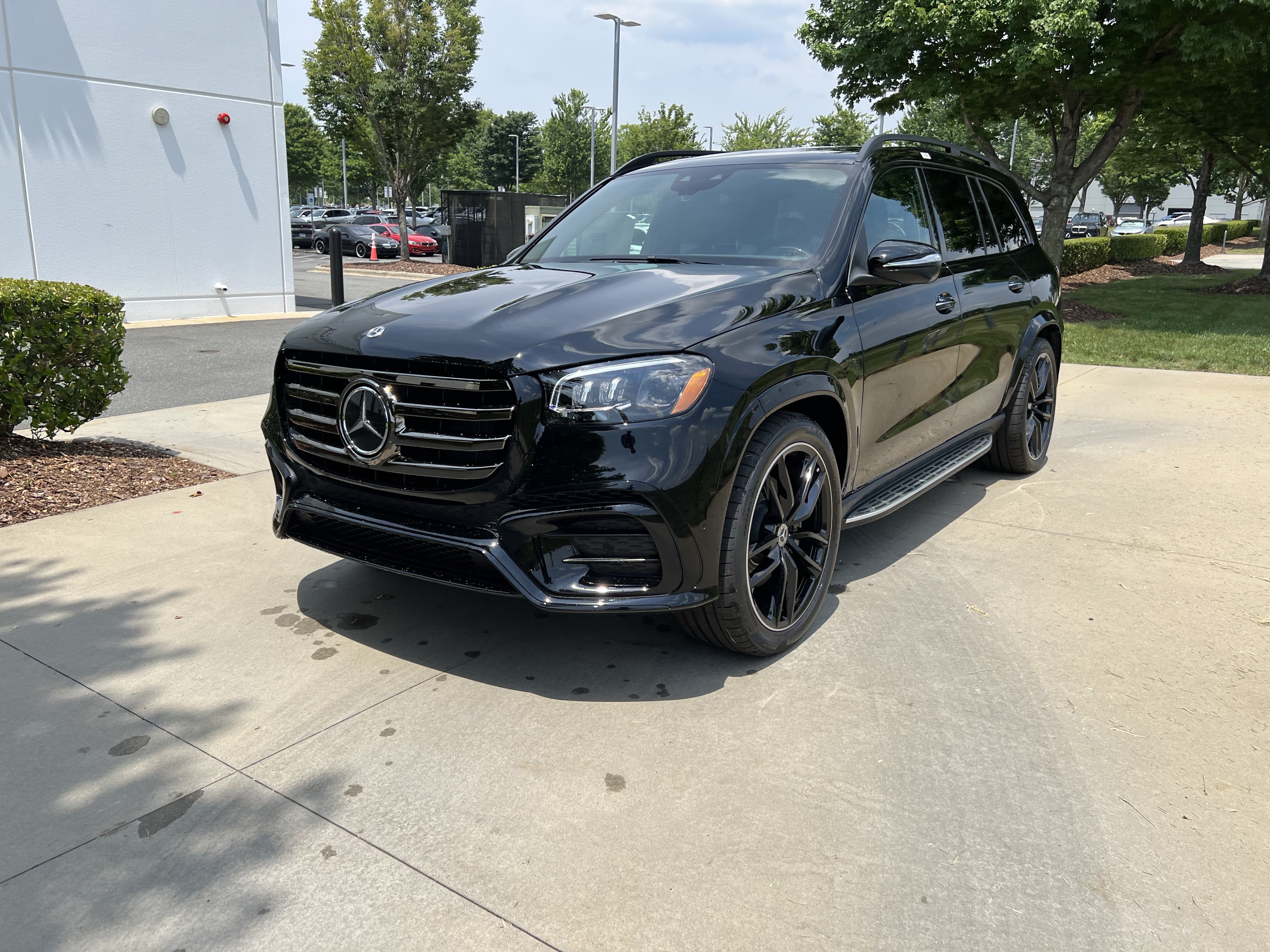 New 2026 Mercedes-Benz GLS 450 4MATIC image 5