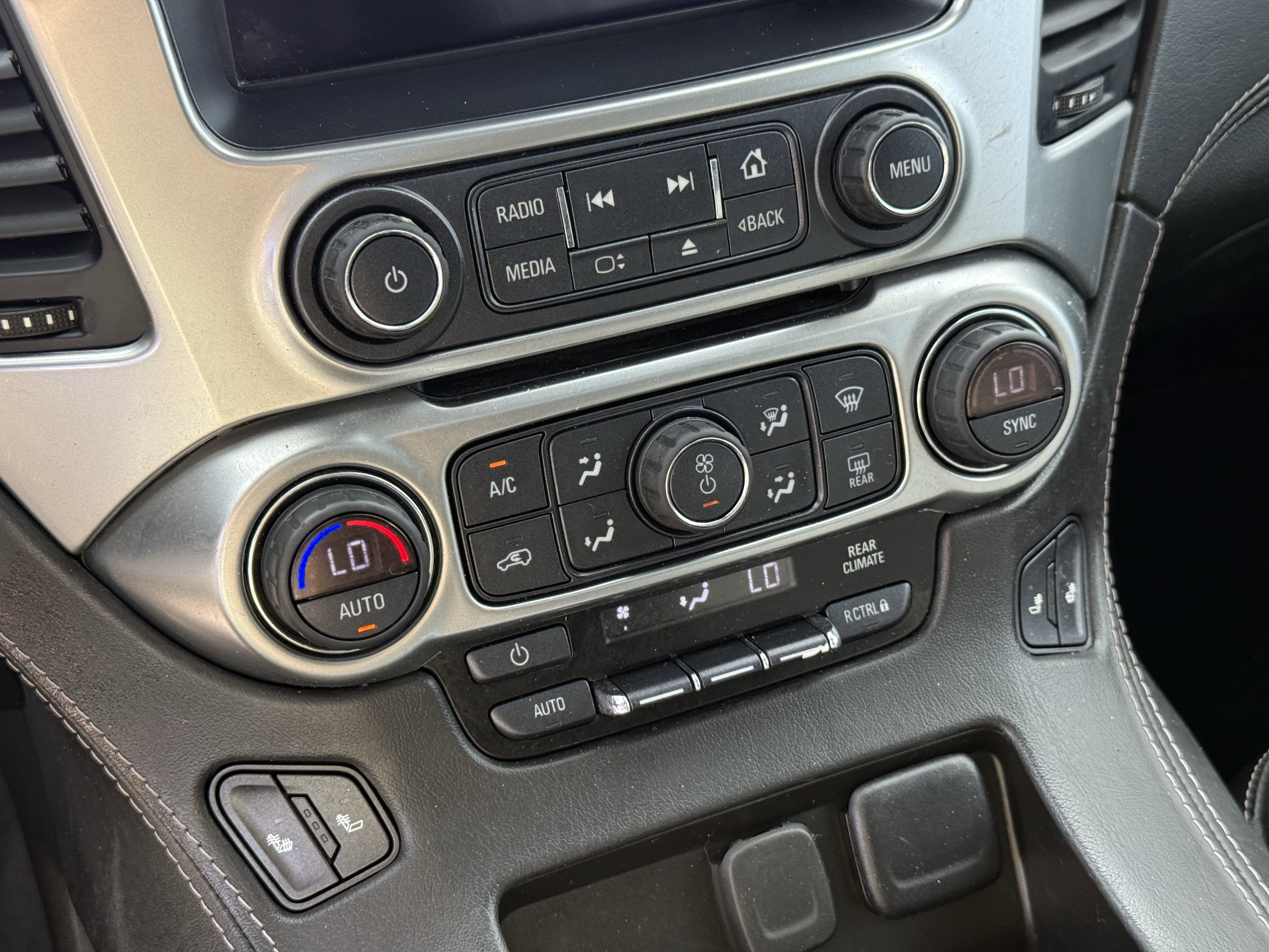 Used 2020 Chevrolet Tahoe LT image 22