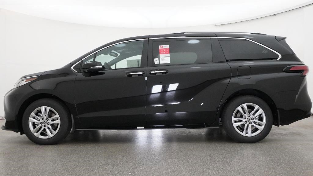 New 2026 Toyota Sienna Limited image 63