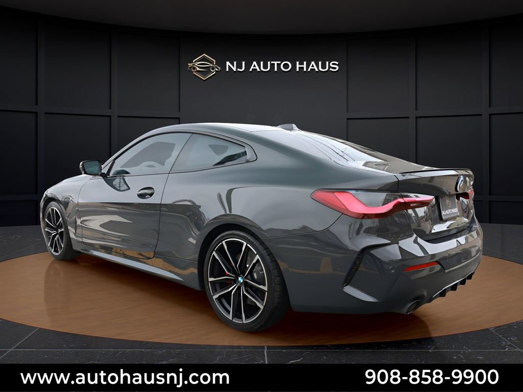 Used 2024 BMW 430i Coupe w/ M Sport Package RWD image 6