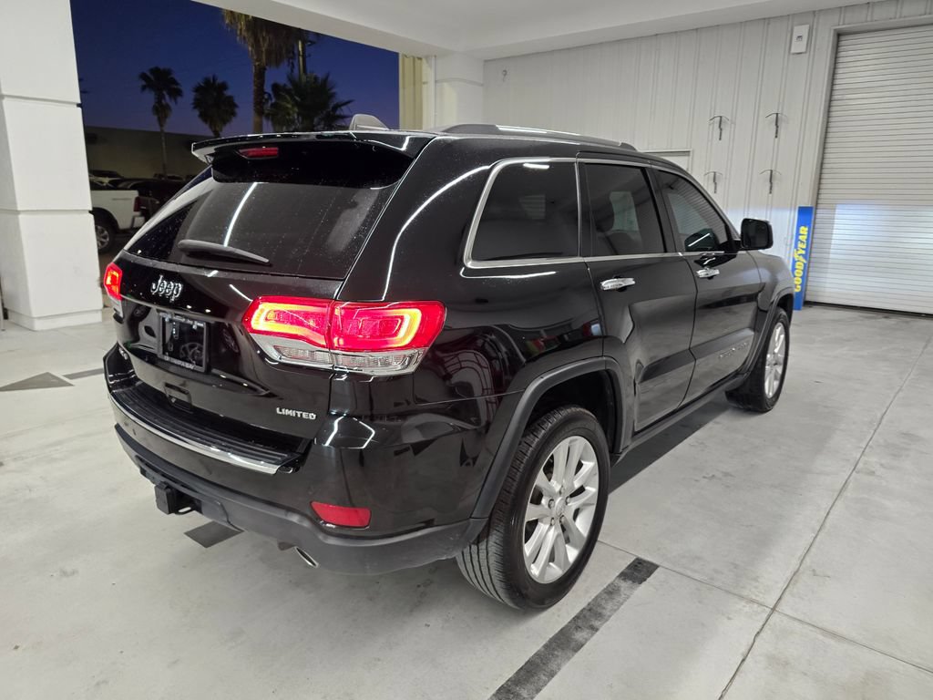 Used 2017 Jeep Grand Cherokee Limited w/ Trailer Tow Group IV AWD/4WD image 6