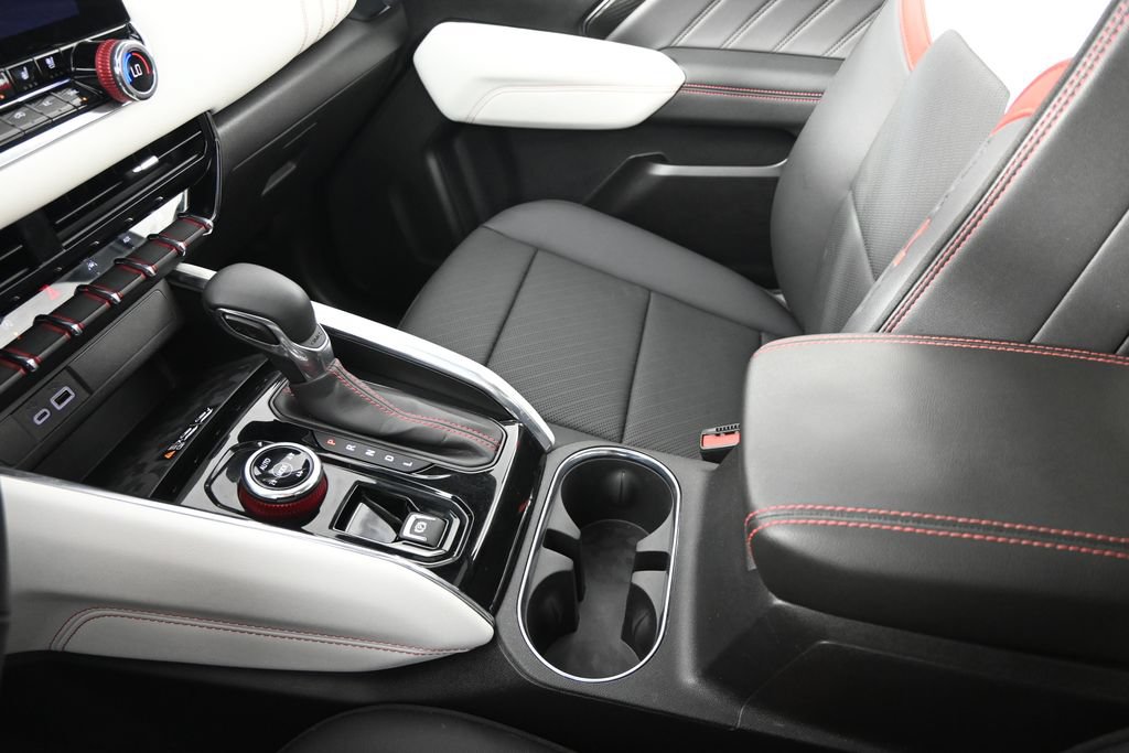 Used 2024 GMC Canyon AT4X w/ AT4X AEV Edition AWD/4WD image 33