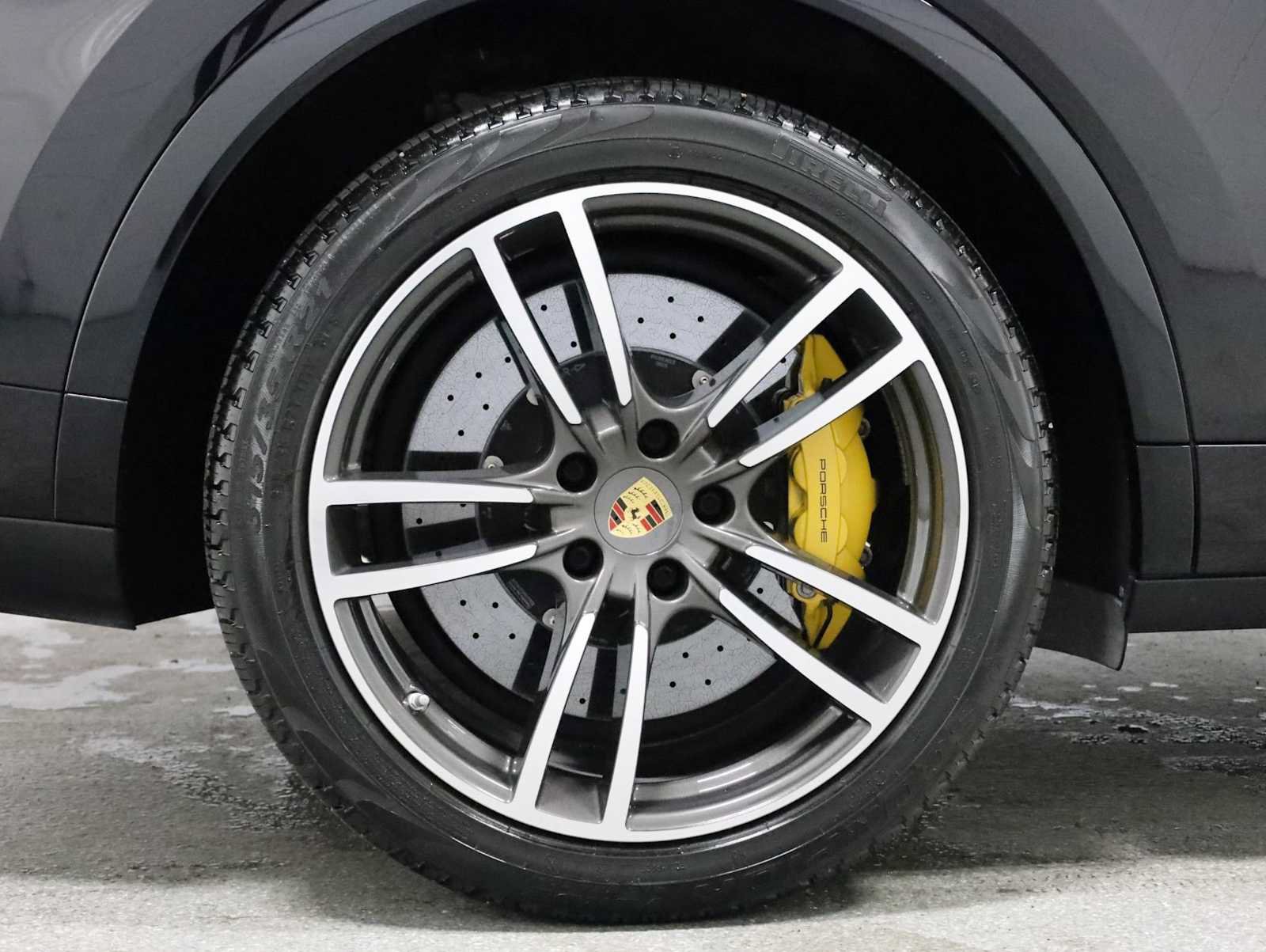 Used 2019 Porsche Cayenne Turbo AWD/4WD image 38
