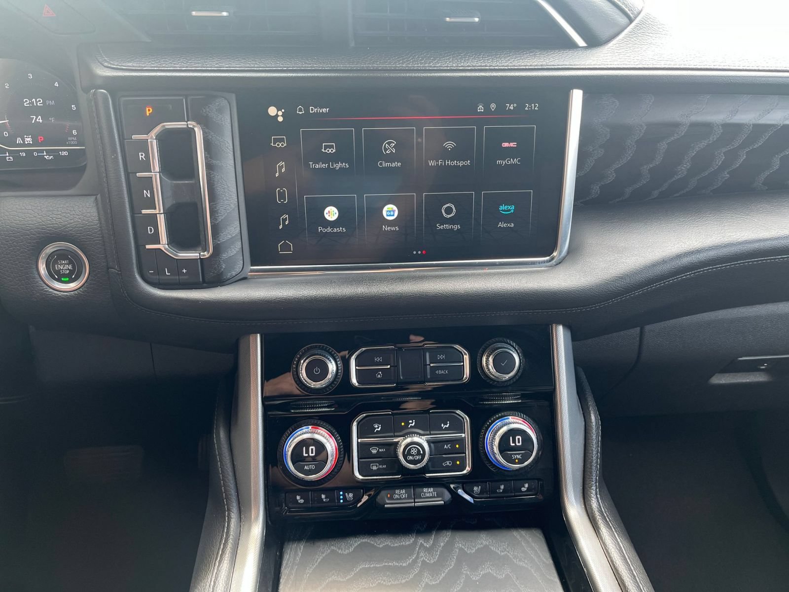 Used 2023 GMC Yukon Denali AWD/4WD image 16
