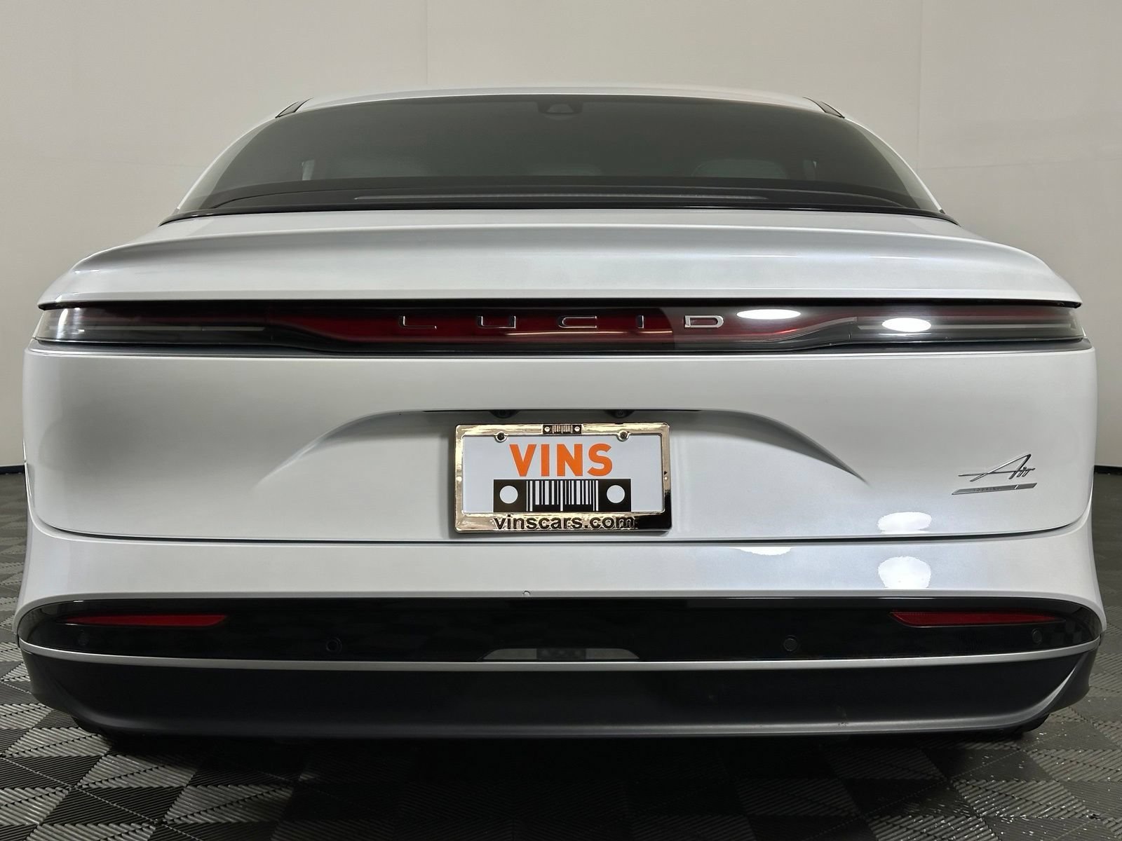 Used 2025 Lucid Air Touring AWD/4WD image 28