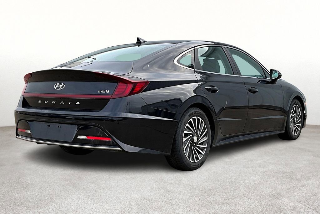 Used 2022 Hyundai Sonata Limited image 2