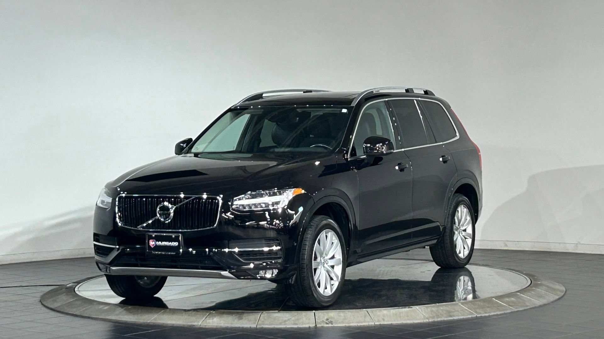 Used 2018 Volvo XC90 T5 Momentum w/ Convenience Package AWD/4WD image 5