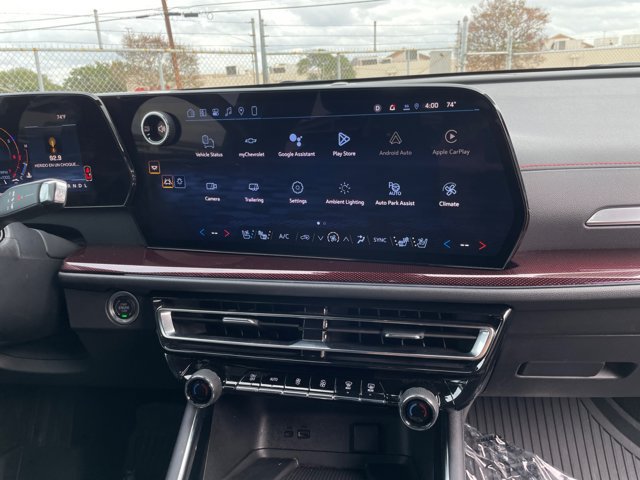 Used 2025 Chevrolet Traverse RS AWD/4WD image 21