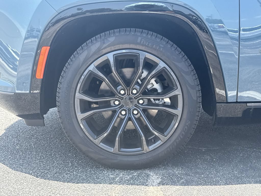 New 2026 Jeep Grand Wagoneer Summit AWD/4WD image 9