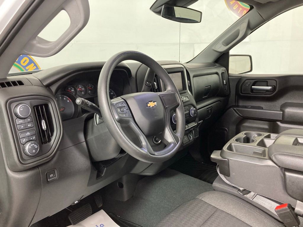 Used 2022 Chevrolet Silverado 1500 Custom image 13