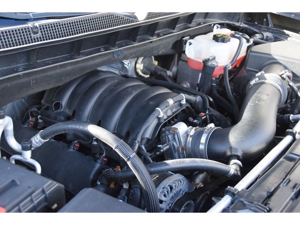 Used 2022 Chevrolet Suburban RST w/ Luxury Package image 25