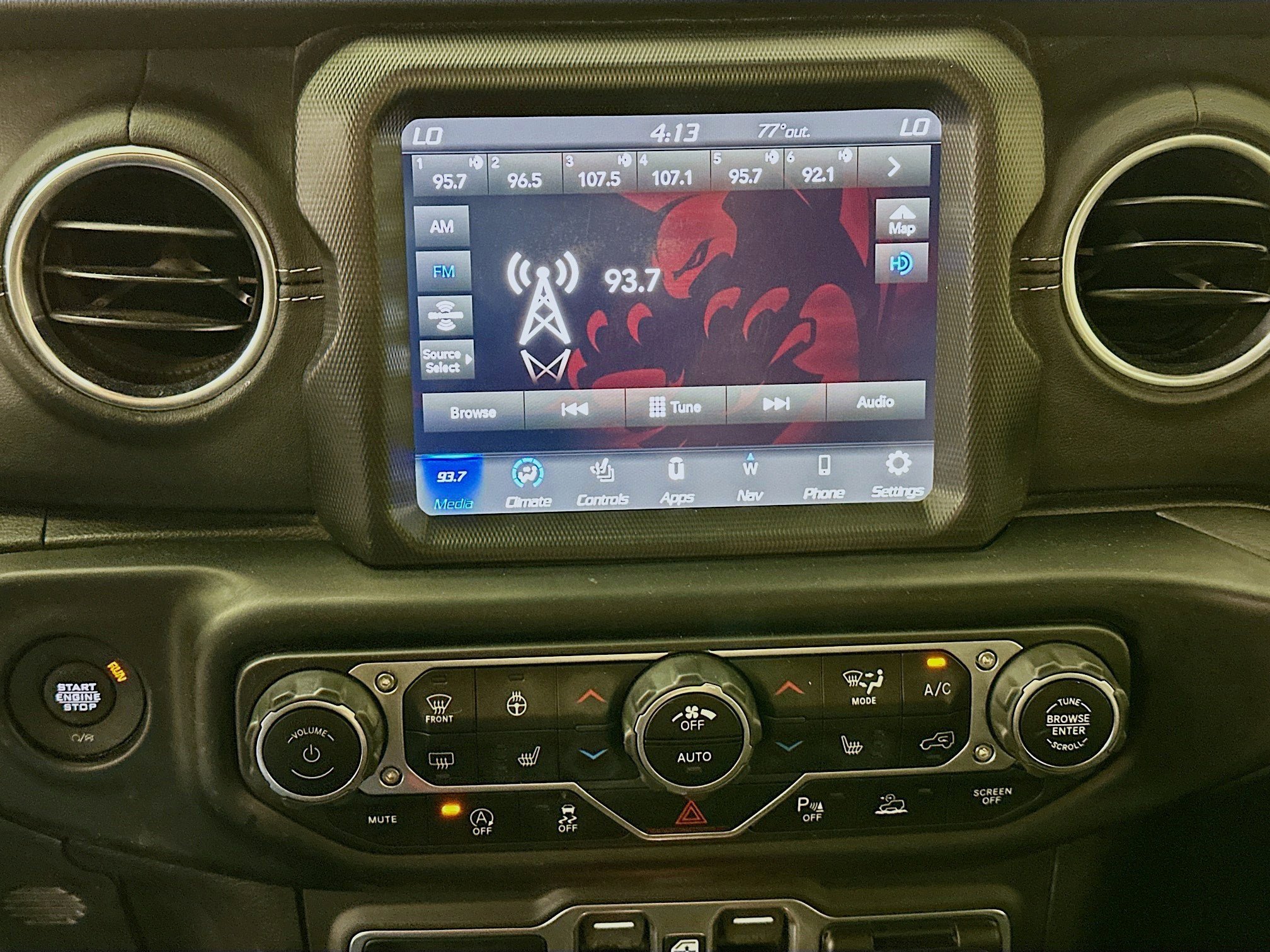 Used 2020 Jeep Gladiator Overland image 15