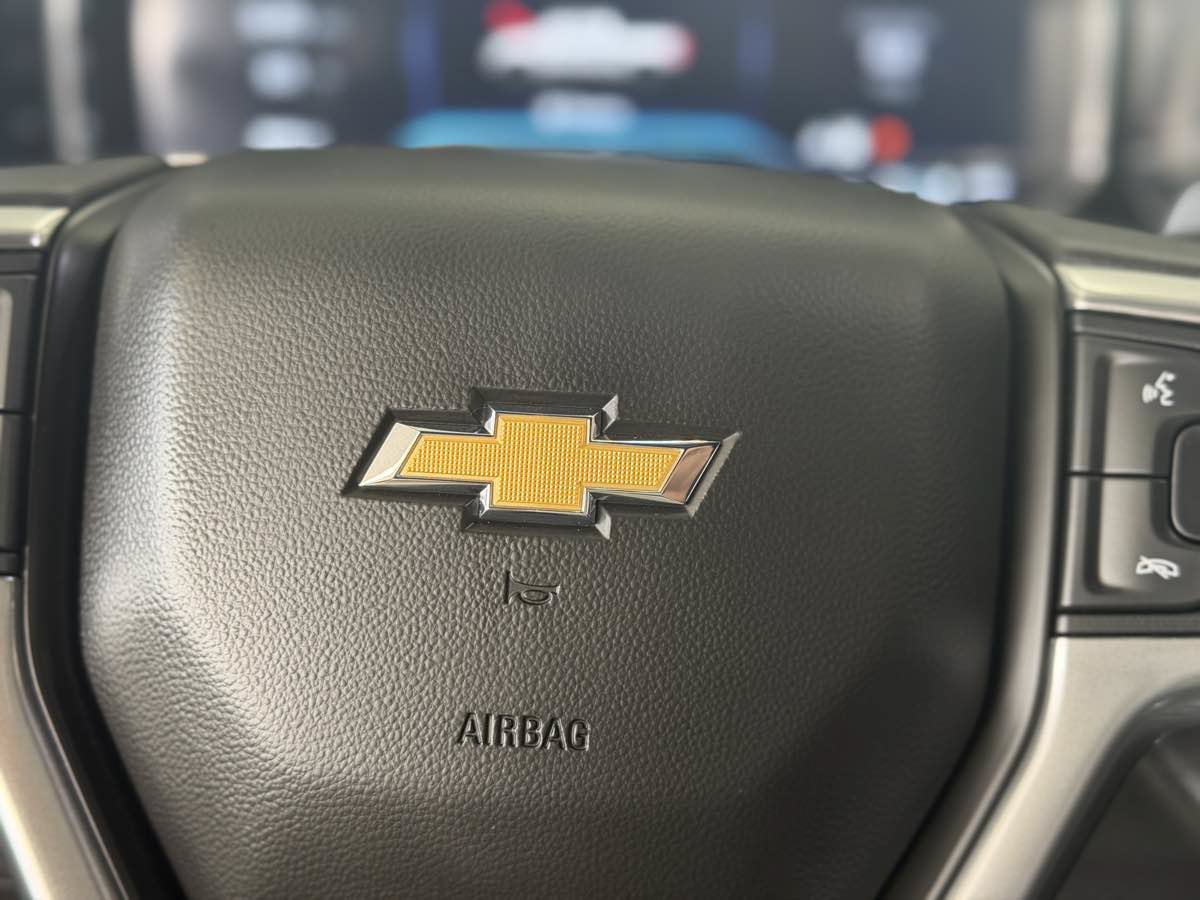 Used 2022 Chevrolet Silverado 1500 LT Trail Boss w/ LT Trail Boss Premium Package AWD/4WD image 36