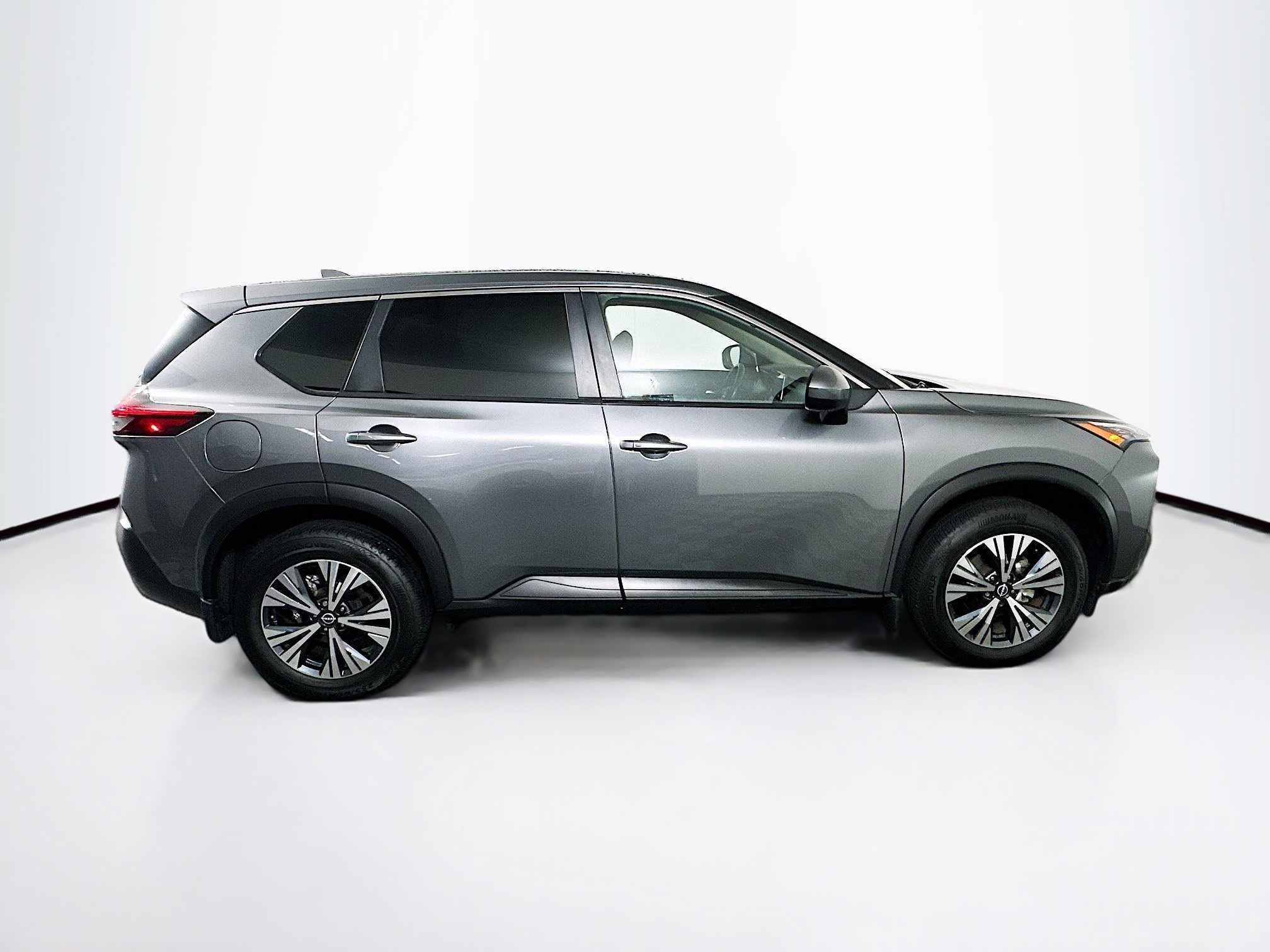 Used 2023 Nissan Rogue SV FWD image 10