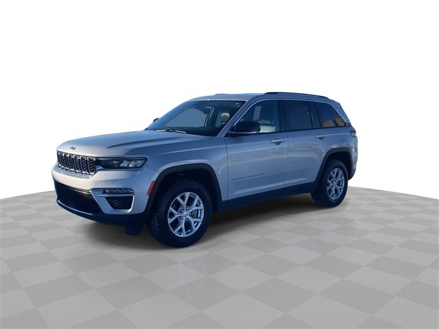 Used 2023 Jeep Grand Cherokee Limited image 4