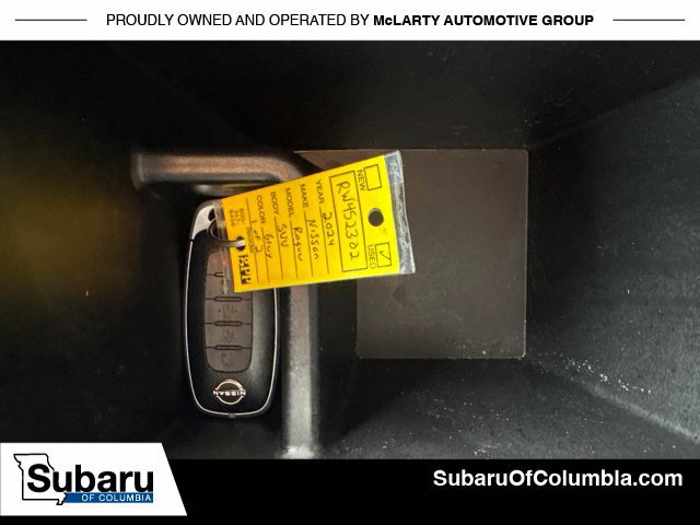 Used 2024 Nissan Rogue Platinum AWD/4WD image 19